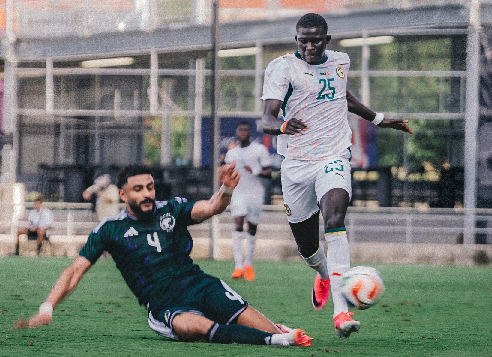 SENEGAL - ARABIE SAOUDITE (0-0)  Des Lions dominateurs mais trop inoffensifs