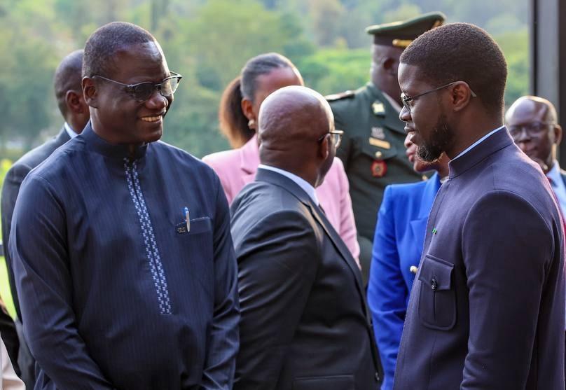 NOMINATION DE CINQ SUPERVISEURS ADJOINTS A «DIOMAYE PRÉSIDENT» Diomaye prend les choses en mains, accélère la structuration de sa coalition et prépare l’après-Pastef
