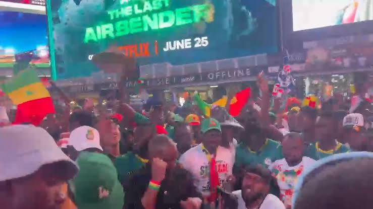 BILLETS DU MATCH FRANCE-SENEGAL : Tensions et bagarres, insultes lors de la distribution aux supporters