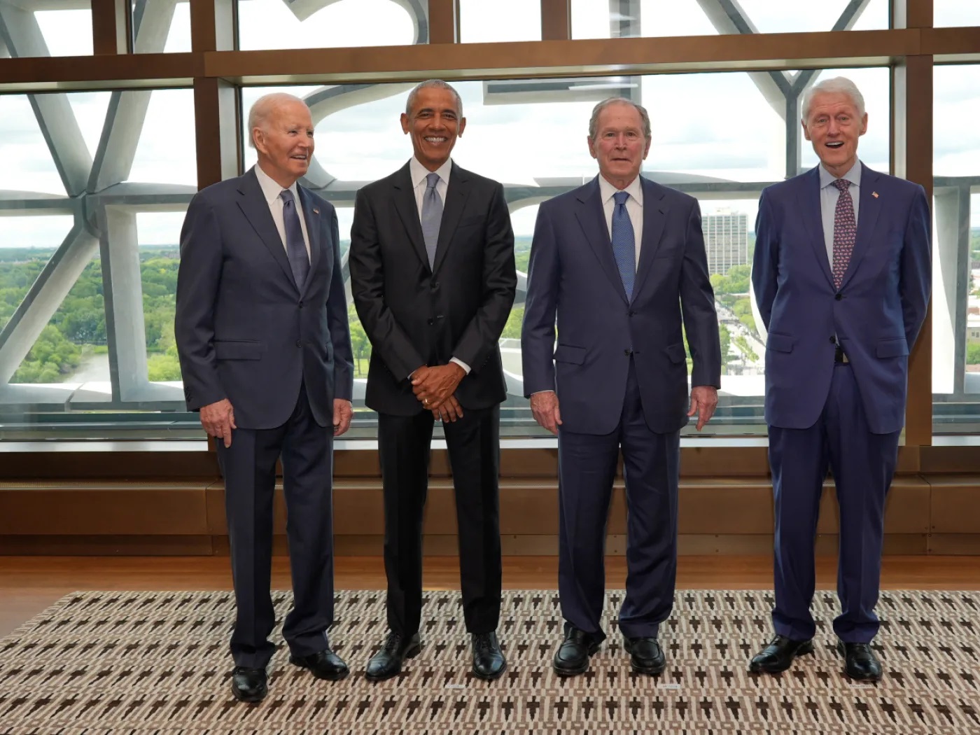 Obama entouré d’anciens présidents pour l’inauguration de son musée à 850 millions de dollars à chicago