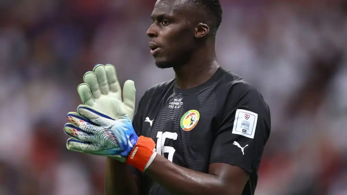 LES LIONS POURSUIVENT LEUR PREPARATION AVANT L’IRAK : Édouard Mendy forfait pour au moins 10 jours, le groupe s’entraîne avant le départ pour le Canada