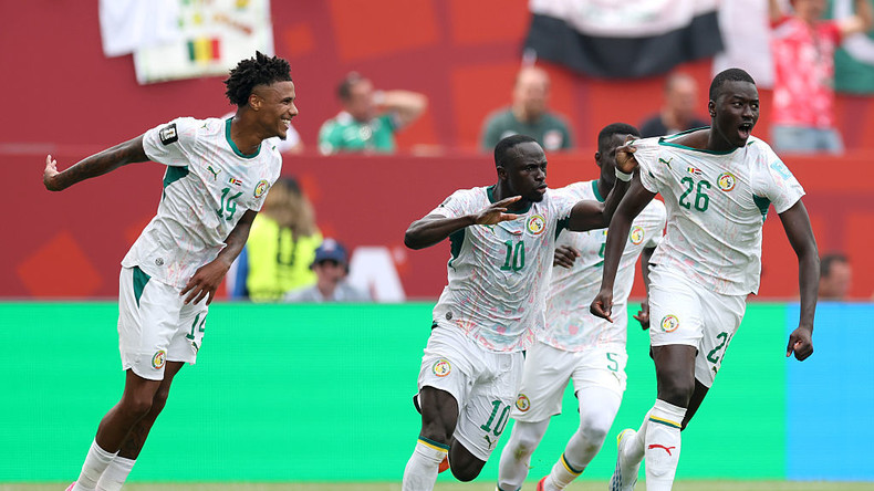 Coupe du monde : le Sénégal écrase l'Irak 5-0, une victoire historique pour l'Afrique qui fait vibrer Dakar