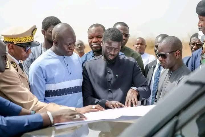 PRÉDATION FONCIÈRE SUR LA VDN 3 ET ENVIRONS Dakar, Thiès et Saint-Louis : Le gouvernement desserre l'étau sur les lotissements suspendus et lance une levée progressive des interdictions de construire