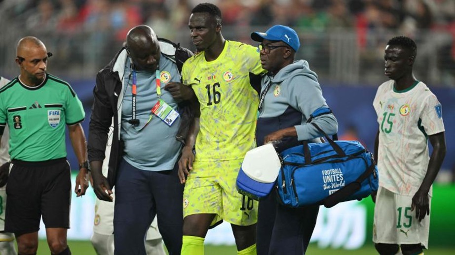 ÉDOUARD MENDY, sans concession APRES L'ELIMINATION «Cette élimination est un échec. Nous avions les qualités pour aller plus loin…»