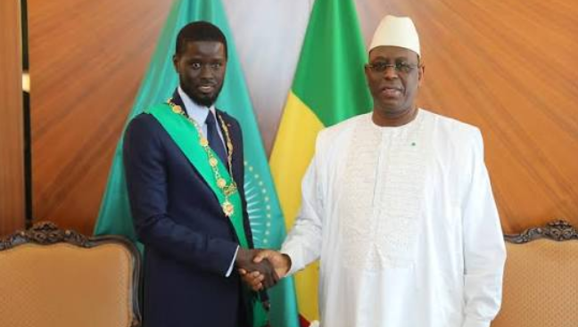 PLUS DE DEUX ANS APRÈS AVOIR QUITTÉ LE PAYS : Macky à Dakar vendredi prochain pour des rencontres diplomatique et politique