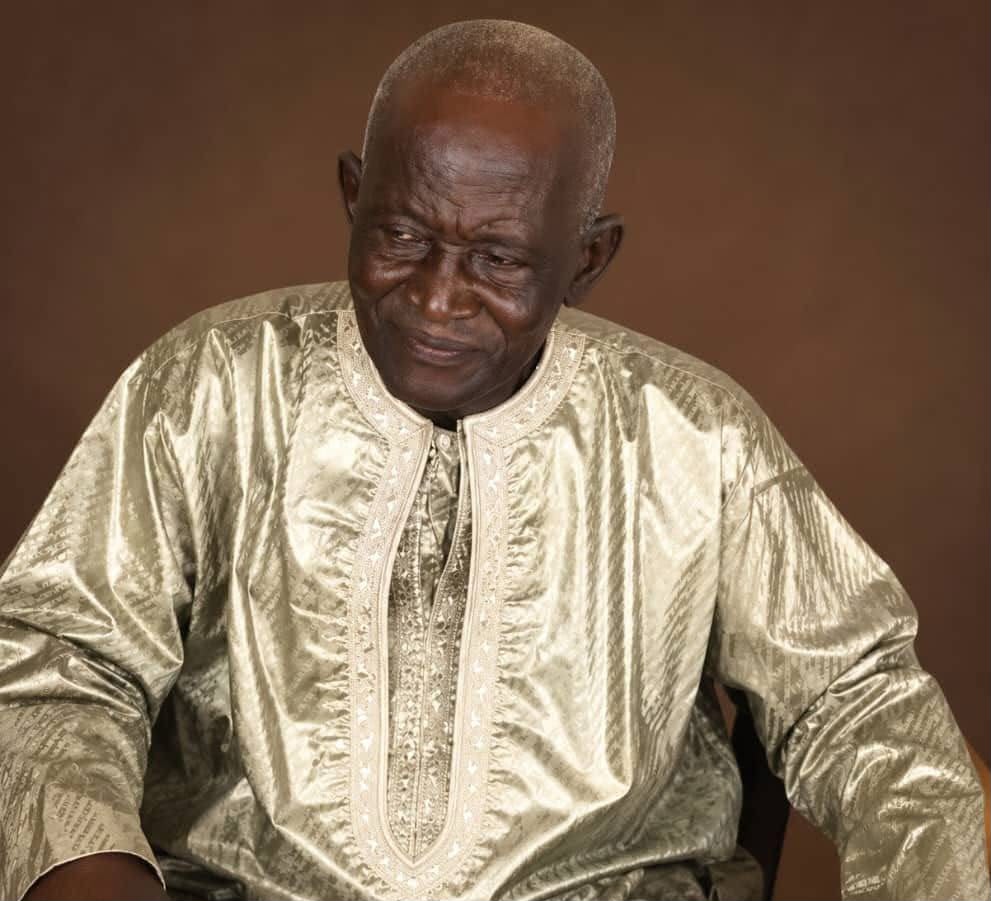Décès de l’oncle de Diomaye : Karim envoie une délégation à Ndiaganiao présenter ses condoléances