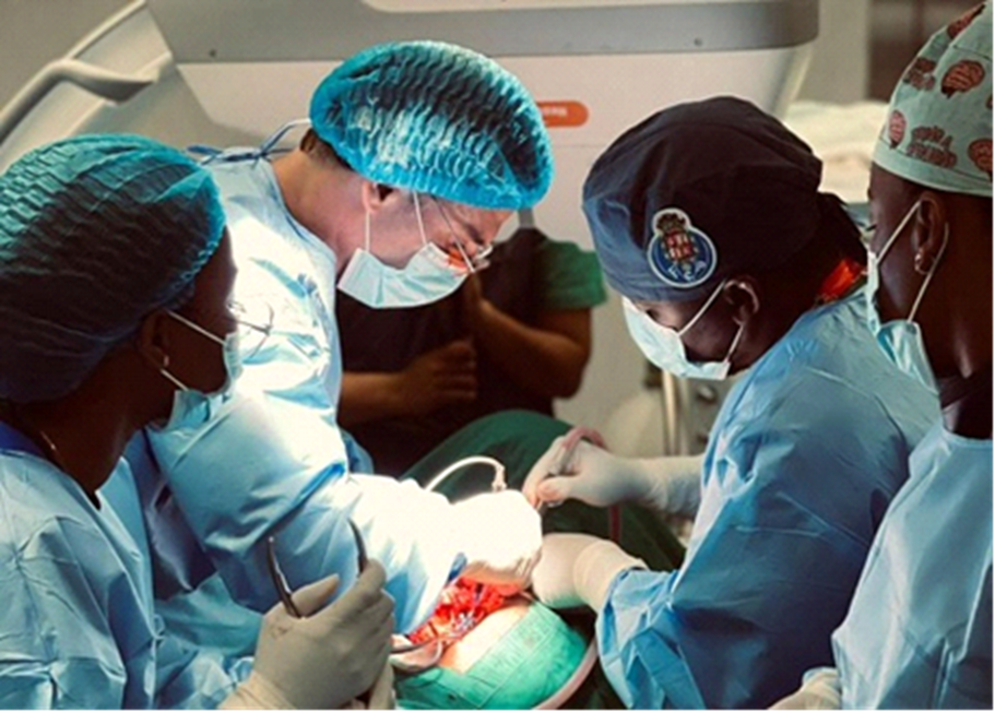 LONASE – AUDIT DU PERSONNEL : Deux agents exerçaient comme médecin et infirmier sans les diplômes et titres requis