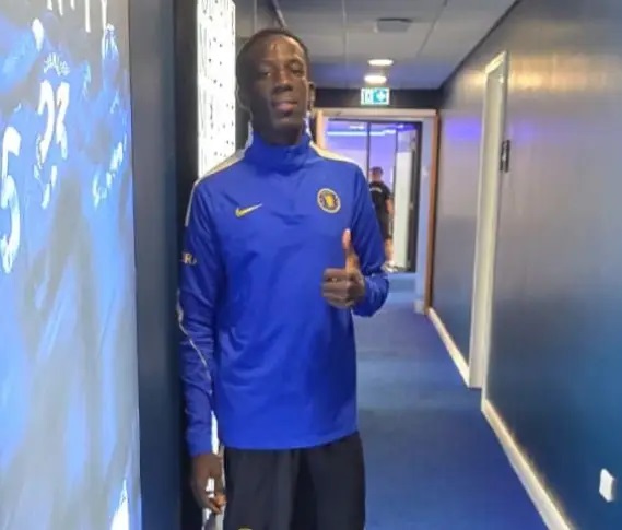 À l'essai à Londres : Souleymane « Commissaire » Faye séduit Chelsea