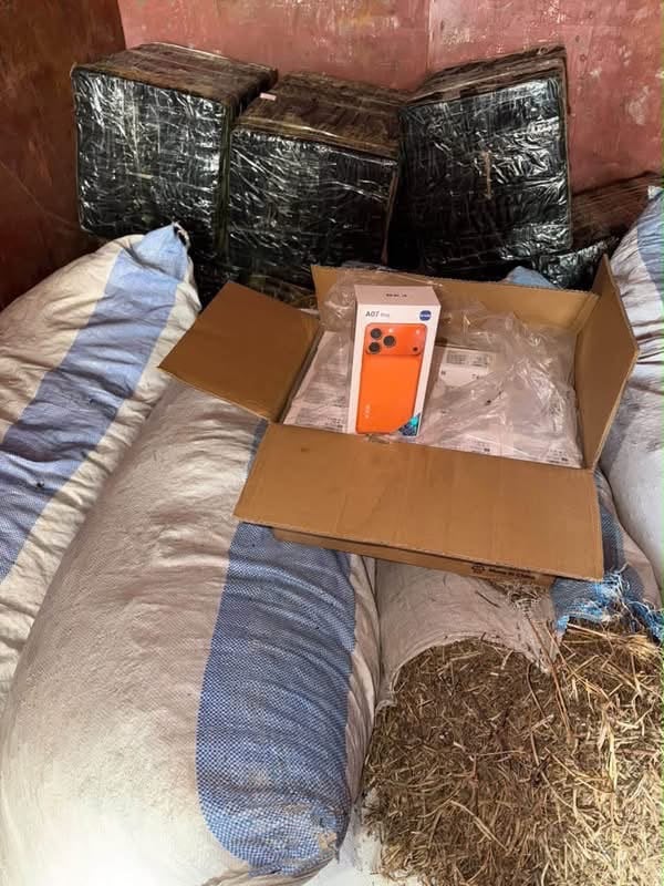 3200 téléphones saisis par la Douane