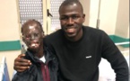 A NAPLES POUR SUBIR UNE OPERATION: L’adolescent Cheikh Ndiaye a rencontré son idole Koulibaly qui lui a offert 6 millions