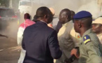 VIDEO/Macky Sall prend feu avec sa limousine,les sapeurs pompiers........
