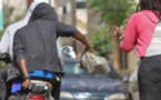 AGRESSION AU COUTEAU A THIAROYE TALLY DIALLO : 3 gangsters armés poignardent un individu pour son téléphone