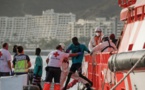 ILS N’ONT TOUJOURS PAS FINI DE BRAVER LA MER : Deux pirogues de 100 et 120 personnes interceptées aux îles Canaries