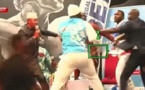 PREMIÈRE FRICTION AVANT LE 1ER JANVIER 2024 : Modou Lô et Boy Niang se sont bagarrés lors de leur face-à-face samedi