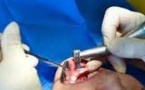 EXERCICE ILLÉGAL À GUÉDIAWAYE : Un faux dentiste met en danger la vie d’un patient