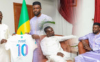 Primature : Ousmane Sonko a reçu le N°10 de l’équipe nationale, Sadio Mané