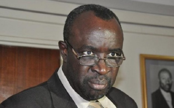 CONFLITS INTERNES À L’APR: Moustapha Cissé s’attaque violemment à Farba Ngom, le traite de gros menteur et l’accuse de brasser beaucoup d’argent