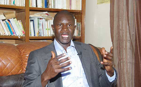 POUR INVITER LES SENEGALAIS A LA REVOLTE: Les Fds lancent l’opération «And Dog Bummi Gacce» et s’en prennent à Macky Sall