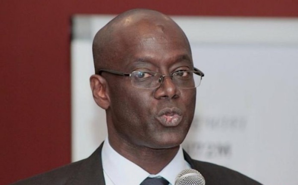 THIERNO ALASSANE SALL, PERSISTE ET SIGNE,