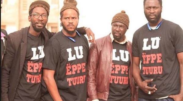 CONTREDISANT ME ABDOULAYE WADE: Y en a marre demande aux Sénégalais d’aller voter massivement