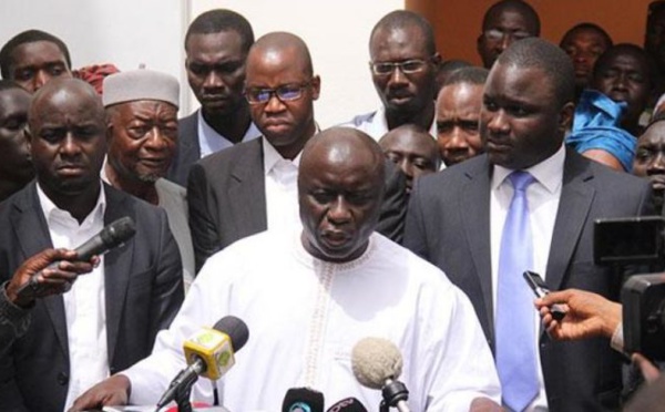 Intimidations et arrestations tous azimuts: les militants de Rewmi traqués, 11 jetés en prison, 6 en garde à vue