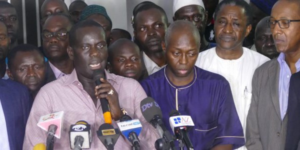 SORTIE DU PRESIDENT DE REWMI SUR L’AFFAIRE SONKO Mamadou Lamine Diallo et Malick Gakou massacrent Idrissa Seck, l’accusent d’avoir trahi l’opposition et l’invitent à se taire