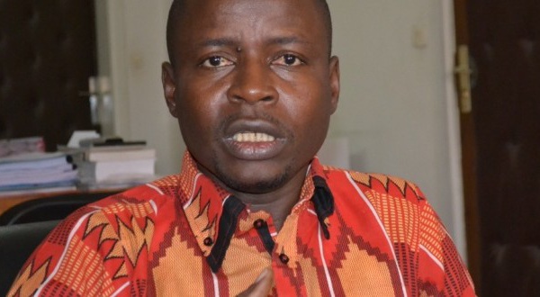 Benoit Sambou adoube le Dr Ibrahima Mendy et fait du «Gaaruwaalé» à Doudou Kâ