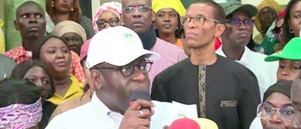 ACTUALITÉ POLITIQUE :  Papo Mbengue tourne le dos à Khalifa Sall et le Taxawu