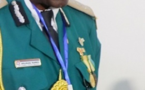 Rencontre au sommet  : Mame Seydou Ndour Directeur général de la Police nationale a reçu le Directeur général des Services pénitentiaires de la Gambie
