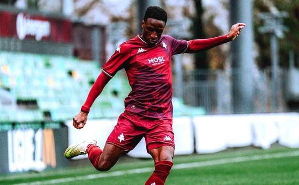 DIX ANS APRES, LE PARI DU CŒUR : Bouna Sarr fait son grand retour au FC Metz