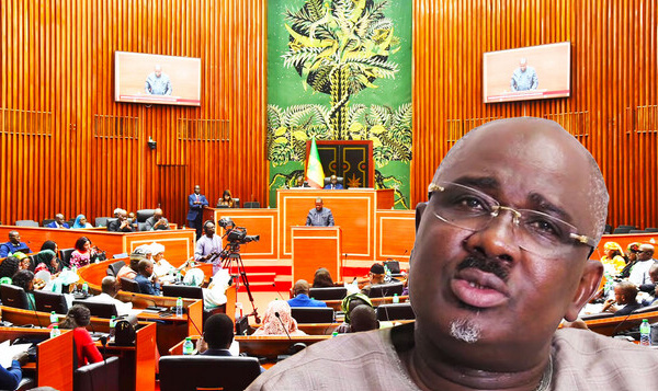 La Commission ad hoc monte son bureau