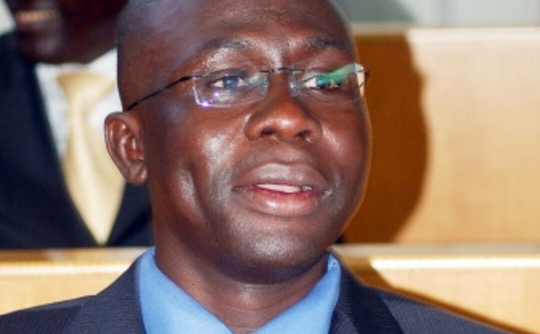 MISE EN ACCUSATION DE ABDOULAYE DIOUF SARR ET MOUSSA BOCAR THIAM PAR L’ASSEMBLÉE NATIONALE Alioune Souaré barre la route aux députés avec «le principe de l’application de la loi à portée concurrente» entre la loi 2002-10 relative à la Haute cour de j