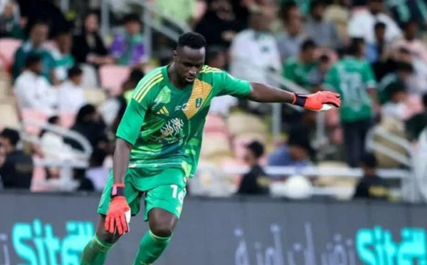 Saudi Pro League : Édouard Mendy fête son 100ᵉ match avec Al-Ahli et signe son 45ᵉ clean sheet