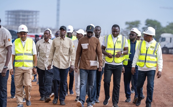 Diomaye visite les chantiers des Jeux olympiques Dakar 2026