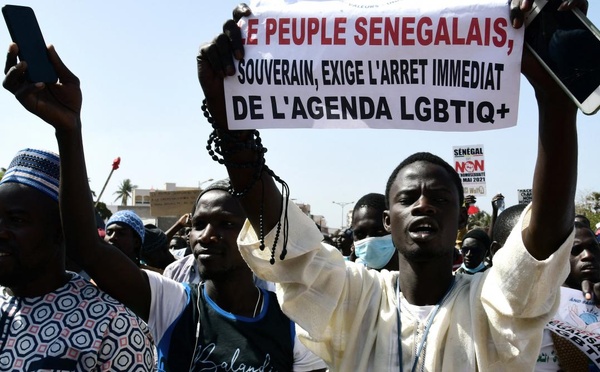 Durcissement des peines contre l’homosexualité : les premières sanctions tombent en Europe