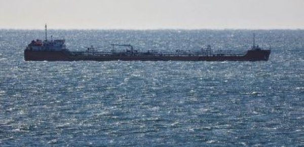 Comment la Russie utilise les pavillons africains pour protéger ses exportations pétrolières