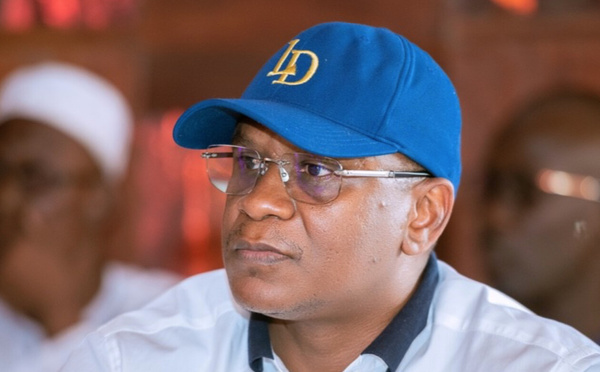 INCAPACITÉ DE LAT DIOP A HONORER SES RENDEZ-VOUS MEDICAUX A L’ETRANGER : Fambengue Sène exaspérée demande la levée du bracelet électronique et annonce une tournée auprès des religieux