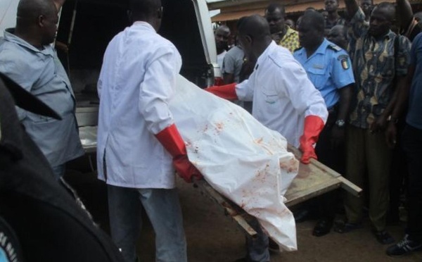 HORRIBLE SUICIDE À KEUR MBAYE FALL : Un quincailler se donne plusieurs coups de couteau dans le ventre et se pend dans les toilettes pour...abréger ses souffrances mystérieuses