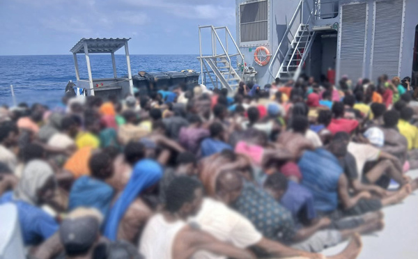 Émigration irrégulière : 456 personnes secourues par la Marine
