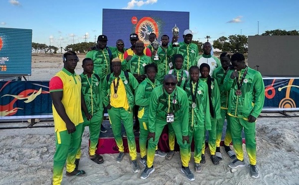 LUTTE DE PLAGE U17 : Le Sénégal monte sur le podium par équipes à Bakou