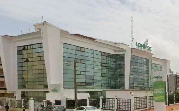 SCANDALE AU CENTRE MÉDICAL DE LA LONASE L’intersyndicale félicite la Direction et fait de nouvelles révélations sur l’affaire
