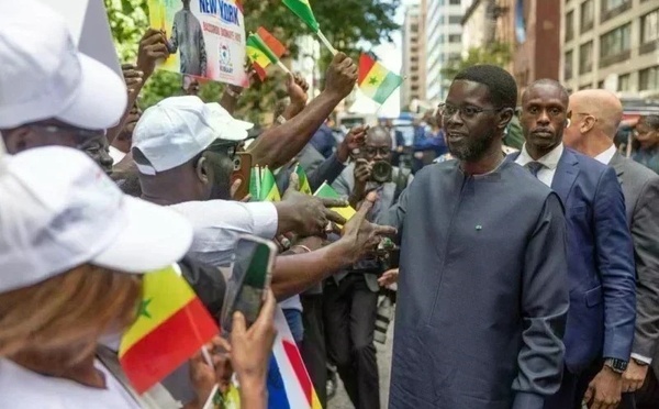ARRIVEE DU CHEF DE L’ETAT A NEW YORK : Kiiraay accueille Diomaye et appelle à la civilité et à la non-violence