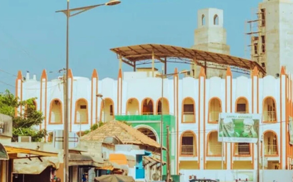 Alioune Ndoye et la mairie de Dakar-Plateau offrent 100 millions pour la reconstruction de la Grande Mosquée de Elhadj Omar Foutiyou Tall