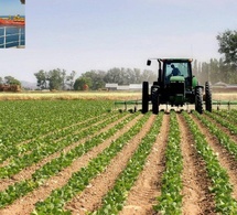 SITUATION ÉCONOMIQUE ET FINANCIÈRE 2025 ET PERSPECTIVES 2026 : Une croissance hors agriculture et hydrocarbures projetée à 5,5% en 2026 et un déficit budgétaire en baisse de 2,4 points