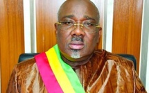 AFFAIRE FARBA NGOM : La demande de suspension des poursuites par l’Assembleée nationale, une éventuelle bouée de sauvetage pour Farba Ngom