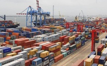 ECHANGES AVEC L'EXTERIEUR : La balance commerciale excédentaire de 345,9 milliards en décembre 2025