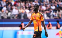 UN LION SOLIDE DEVENU PATRON AU PARIS FC : Moustapha Mbow dans le viseur des clubs anglais après sa saison référence