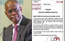 Folklore dans les Cérémonies de passation de service : Al Amine Lô tape du poing sur la table